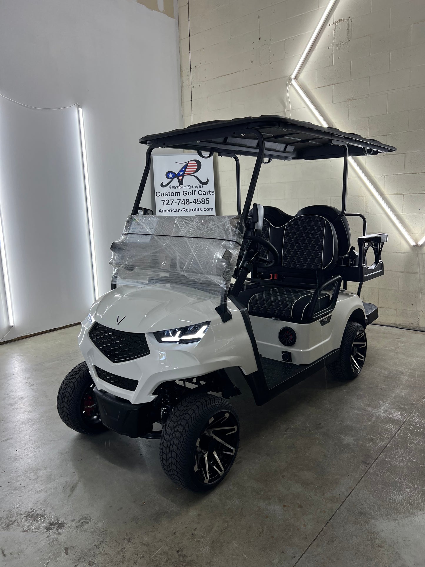 2025 VIVID EV 4 Seater Lithium