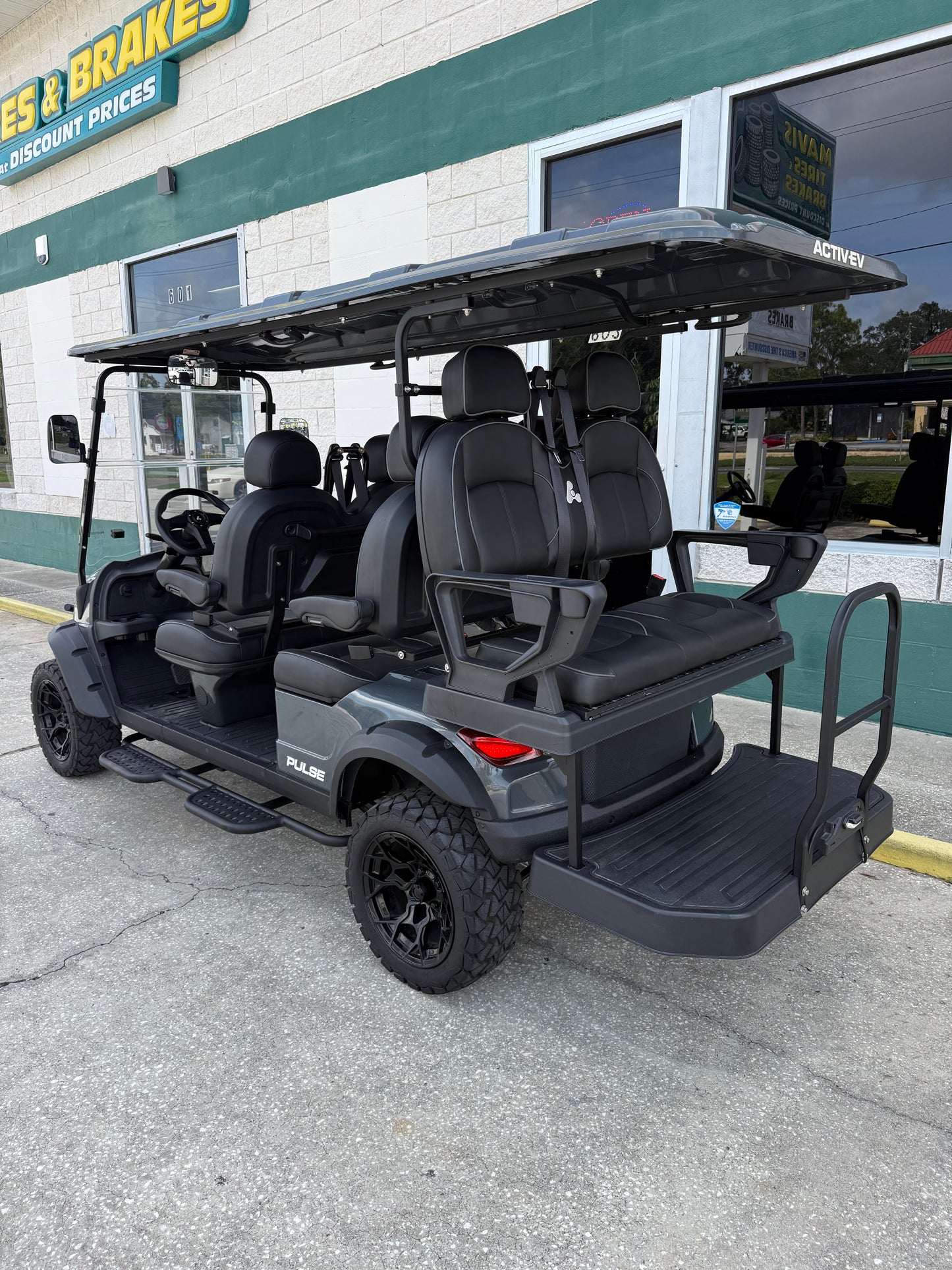 2024 Bintelli Active EV Pulse 6 Seater Lithium
