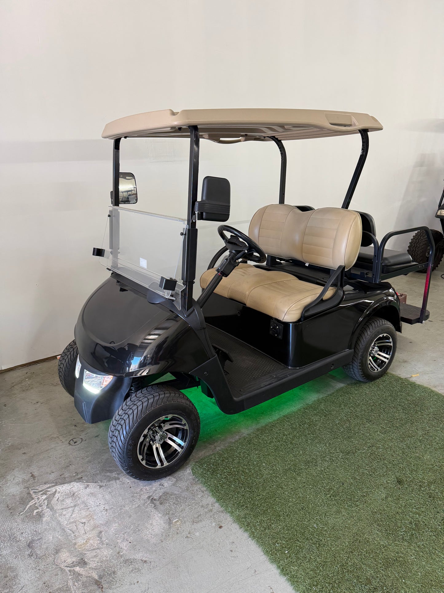 2020 EZGO RXV Lithium 4 Seater